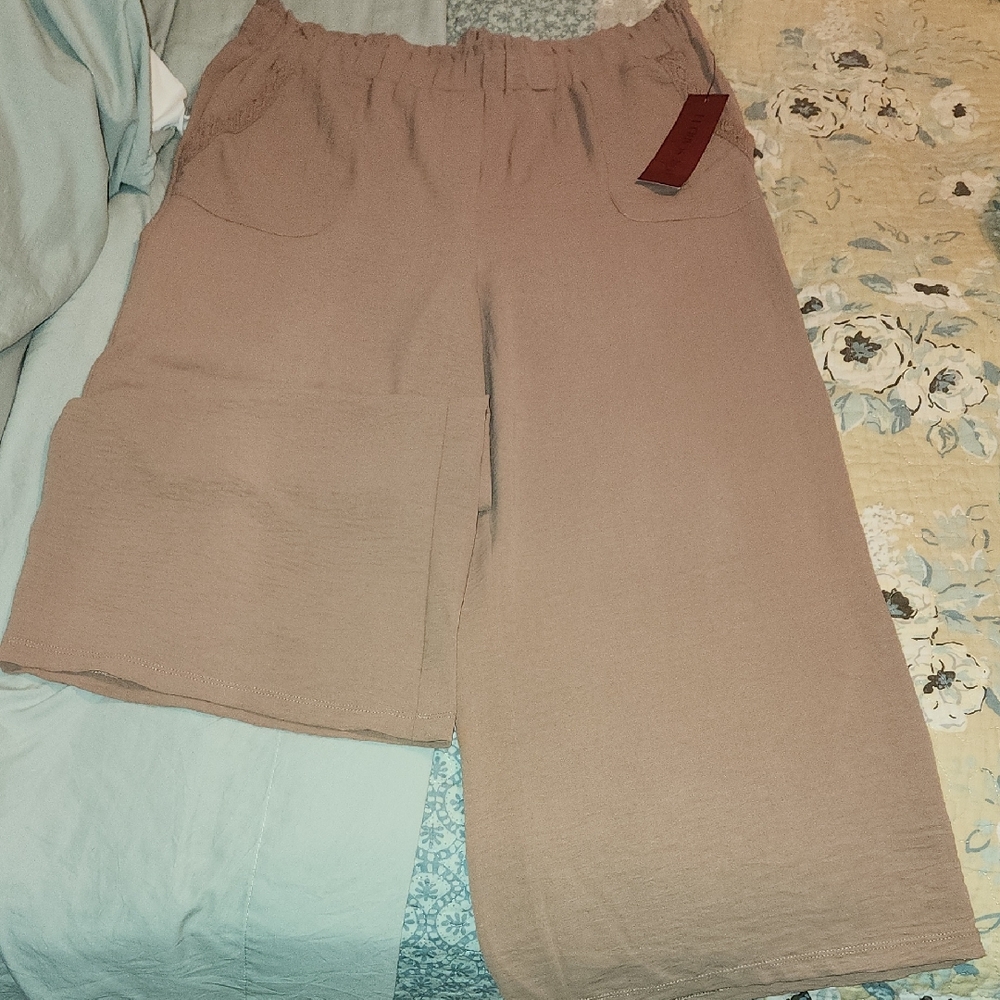 Casual Tan Wide-Leg Pants